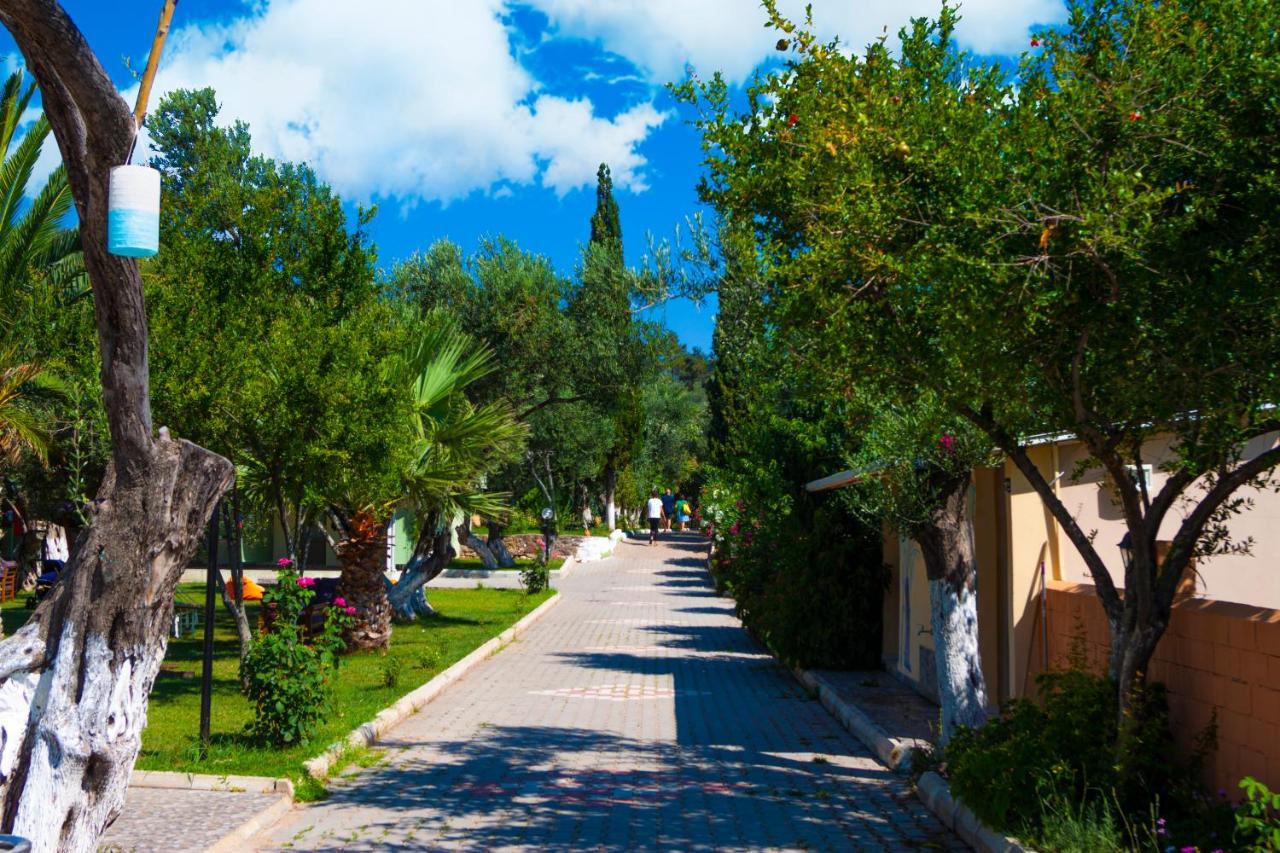 Kayalar Blue Beach Hotel Sazli Екстер'єр фото