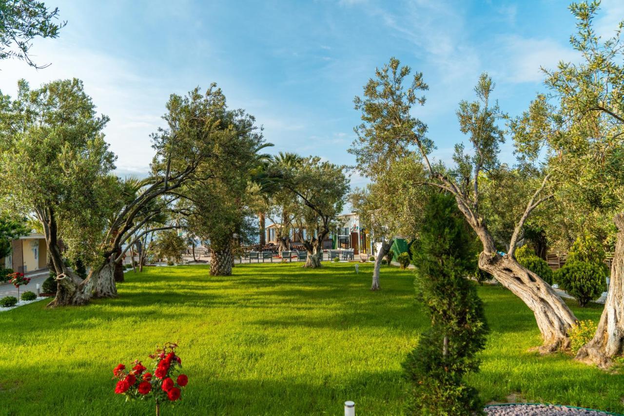 Kayalar Blue Beach Hotel Sazli Екстер'єр фото